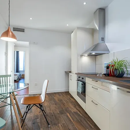 Appartamento Le 323 Prom - 2 - Ac - Parking - Tram Et Supermarche Proches - Front De Nizza